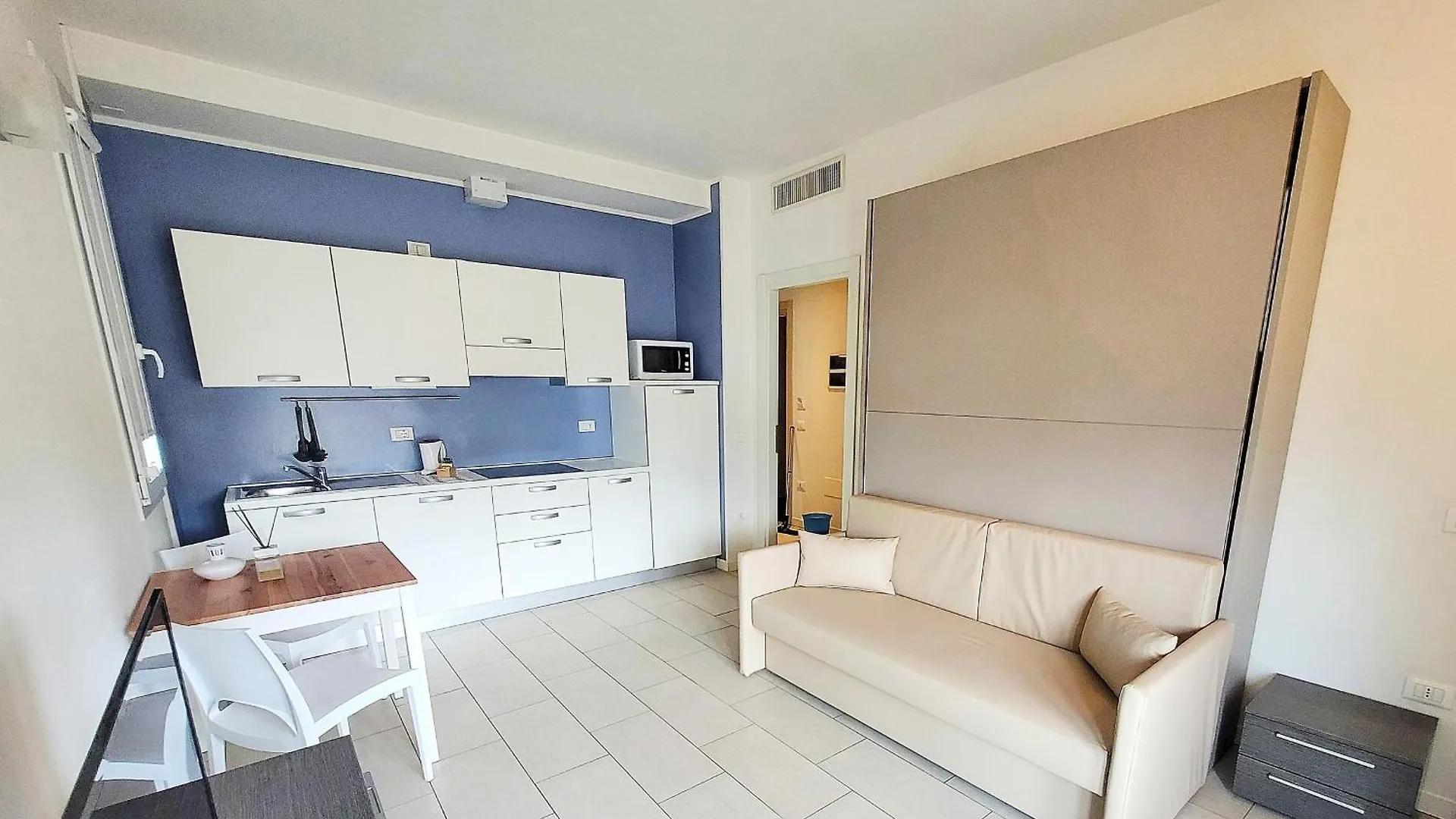Residence Sunrise Cesenatico 2*,