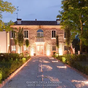 Country house Horti Della Fasanara