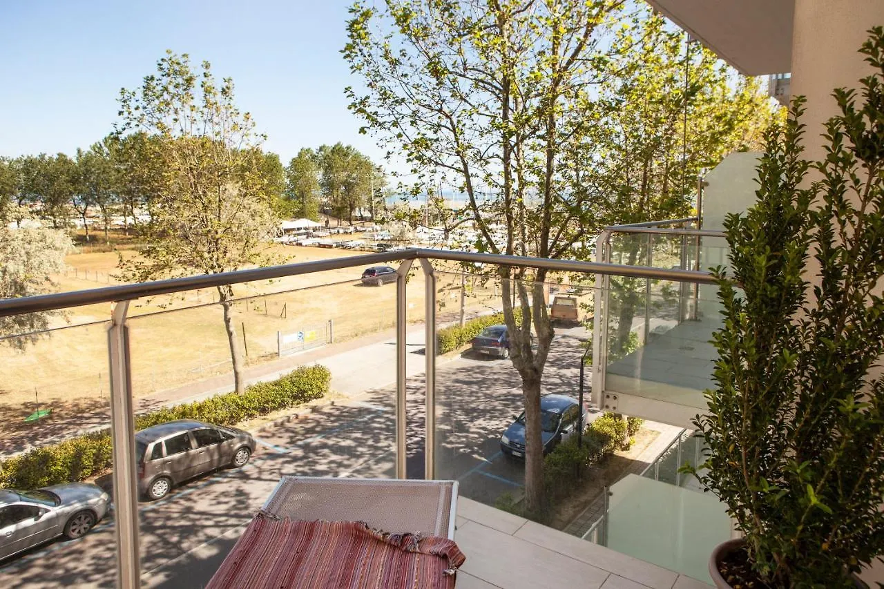 Residence Sunrise Cesenatico 2*,